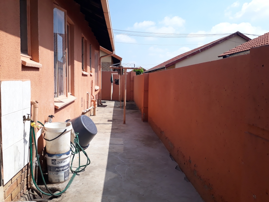 3 Bedroom Property for Sale in Tlhabane West North West